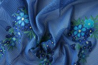 ткань голубая сетка вышитая цветами