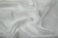 ткань белый шелк с жаккардовой фактурой