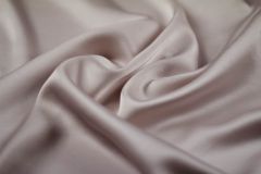 ткань розовое атласное кади из вискозы Италия