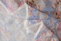 ткань сиренево-голубой лен с бабочками и цветами