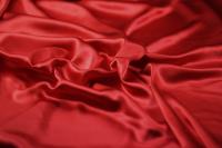 ткань красный шелковый атлас