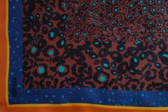 ткань платок с синими цветами платок шелк в горошек коричневая Италия