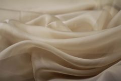 ткань шелковая органза бежевого цвета органза шелк однотонная бежевая Италия