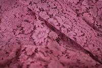 ткань розовое кружево