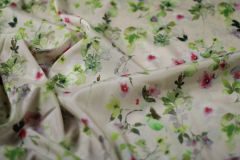 ткань крепдешин с акварельными цветами крепдешин шелк цветы бежевая Италия
