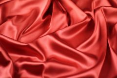 ткань красный атлас с эластаном атлас шелк однотонная красная Италия