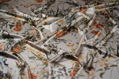 ткань шелковый атлас с цветами и птичками атлас шелк цветы бежевая Италия