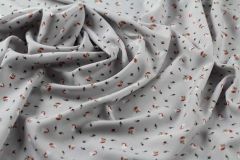 ткань серый крепдешин с маленькими розочками крепдешин шелк цветы серая Италия