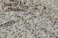 ткань креповая вискоза с фиолетовыми цветочками на сливочном фоне