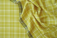 ткань вирджинская шерсть зеленовато-желтого цвета в белую клетку костюмно-плательная шерсть в клетку желтая Италия