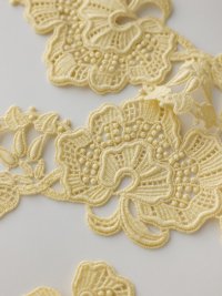 ткань узкое желтое кружево