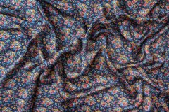 ткань вискоза для шитья темно-синяя с мелкими цветочками Италия