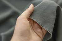 ткань вареный шелк серого цвета