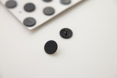 ткань пуговица на ножке металлическая черная малая эксклюзивные   однотонная черная Италия