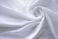 ткань шитье на поплине белого цвета с цветами