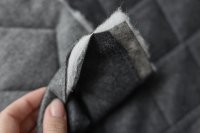 ткань стеганая ткань кашемировая серого цвета