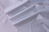 ткань белый хлопок в розово-сиреневый мелкий рисунок
