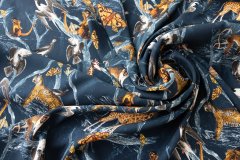 ткань синий сатин стрейч из шелка с животными Италия