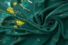 ткань крепдешин зеленого цвета с цветами Италия