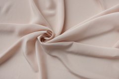 ткань бело-пудровый крепдешин крепдешин шелк однотонная белая Италия