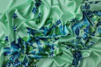 ткань атлас с цветами в сине-зеленых тонах