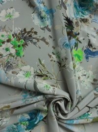 ткань светло-серое кади с цветами