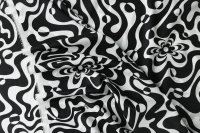 ткань хлопок с черно-белым абстрактным принтом