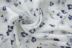 ткань белый лен с синими цветами Италия