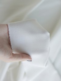 ткань белая костюмная шерсть с эластаном
