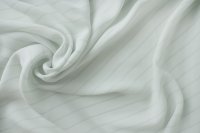 ткань крепдешин белого цвета в серую полоску