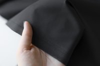 ткань шелк иссиня-черного цвета (костюмно-плательный)