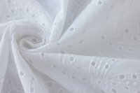 ткань шитье белое с цветами