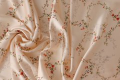 ткань нежно-персиковый атлас с цветами Италия