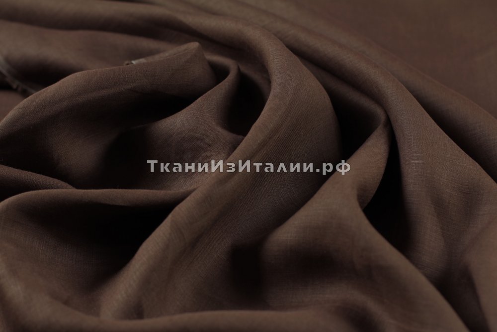 ткань коричневый лен полотняного плетения, костюмно-плательная лен однотонная коричневая Италия