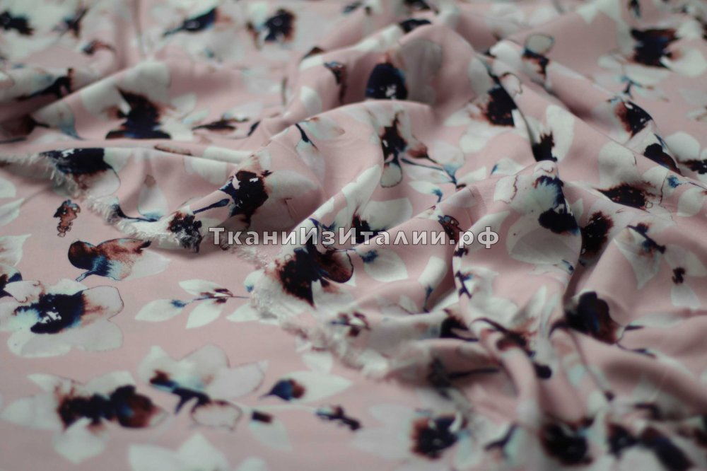 ткань розовый штапель с цветами, штапель вискоза цветы розовая Италия