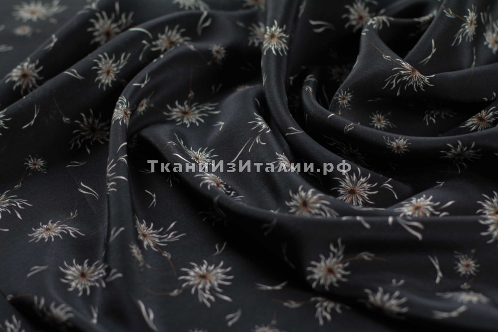 ткань крепдешин черный с астрами, крепдешин шелк цветы черная Италия