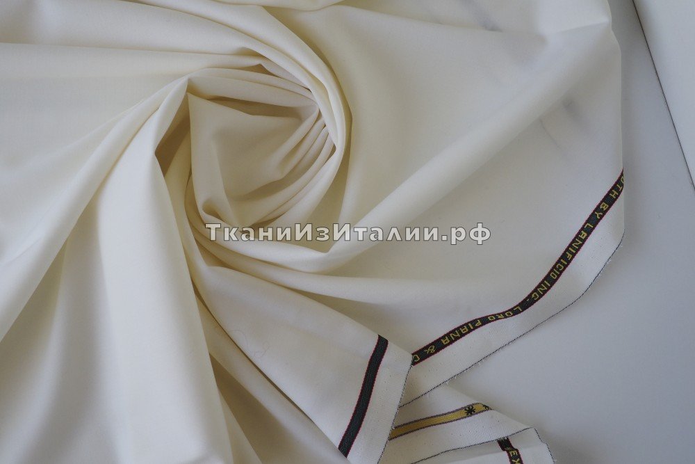 ткань костюмно-плательная шерсть с мохером, костюмно-плательная шерсть однотонная белая Италия