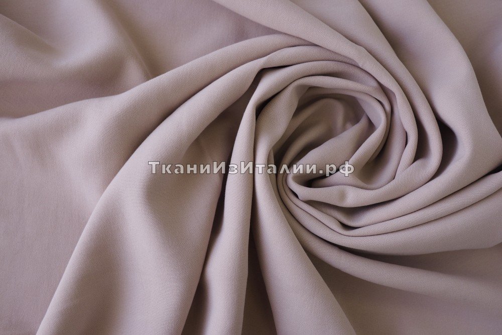 ткань вискоза с эластаном пудровая, костюмно-плательная вискоза однотонная розовая Италия