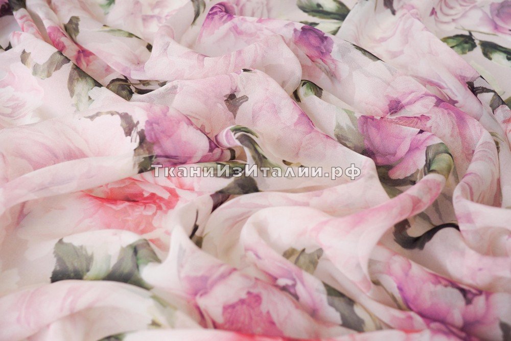 ткань креповый шелк с розовыми пионами, крепшифон шелк цветы розовая Италия
