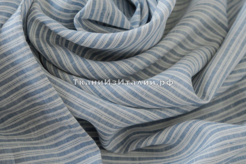 ткань лен в бело-голубую полоску, костюмно-плательная лен однотонная голубая Италия
