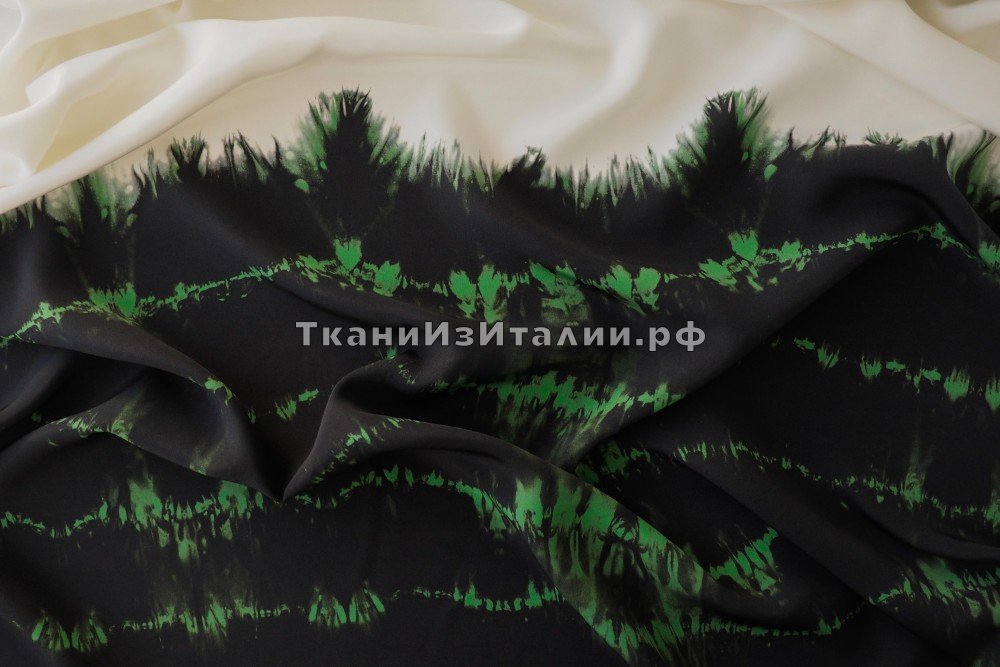 ткань крепдешин с рисунком тай-дай черный зеленый белый (купон)