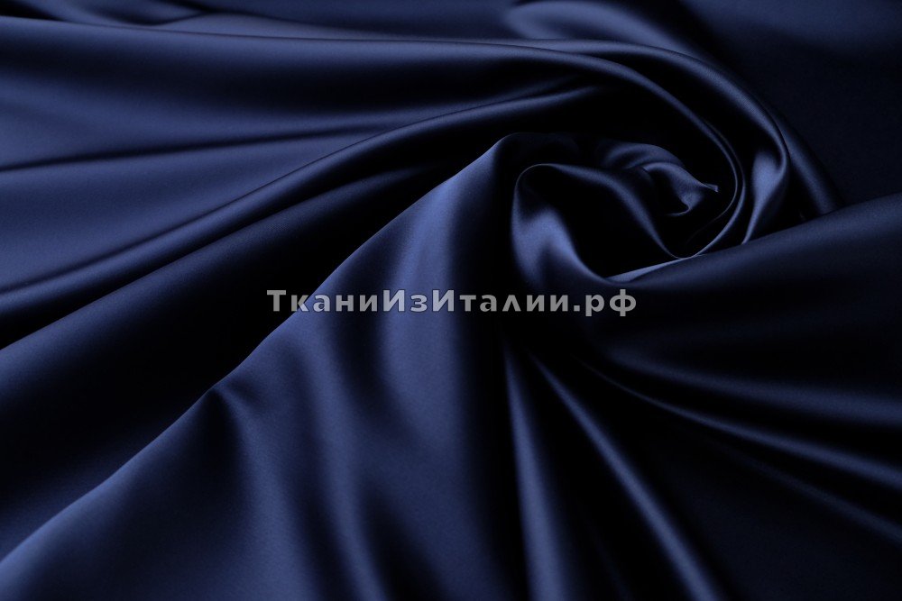 ткань плотный двусторонний темно-синий атлас, атлас шелк однотонная синяя Италия