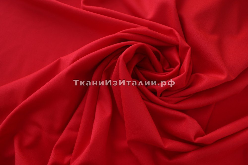 ткань алая костюмная шерсть , костюмно-плательная шерсть однотонная красная Италия