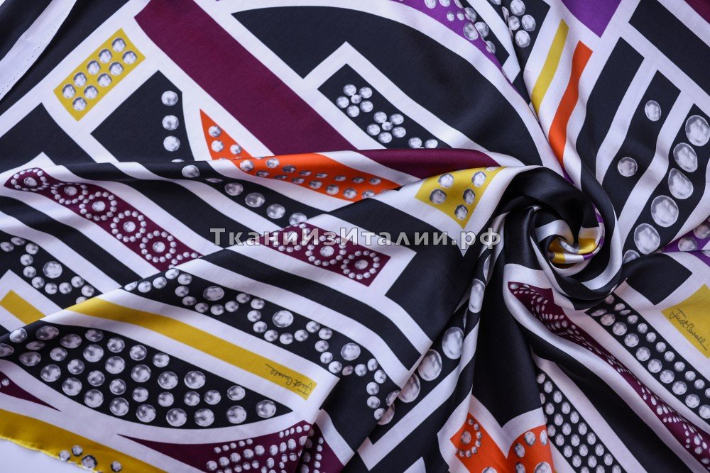ткань черный шелк с разноцветным узором, атлас шелк иные разноцветная Италия
