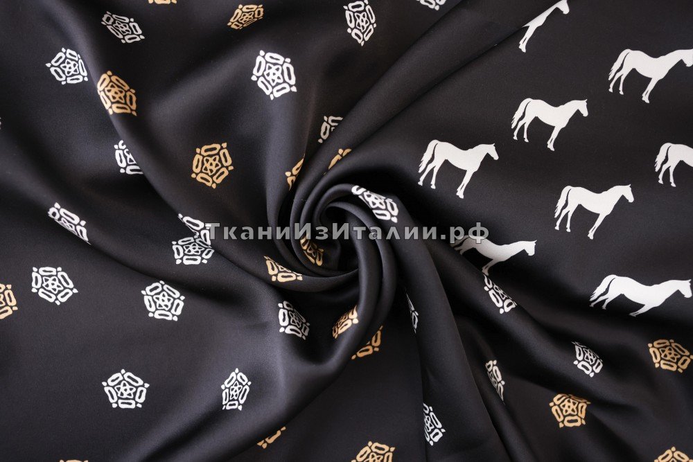 ткань шелковый атлас черный с лошадьми, атлас шелк иные черная Италия