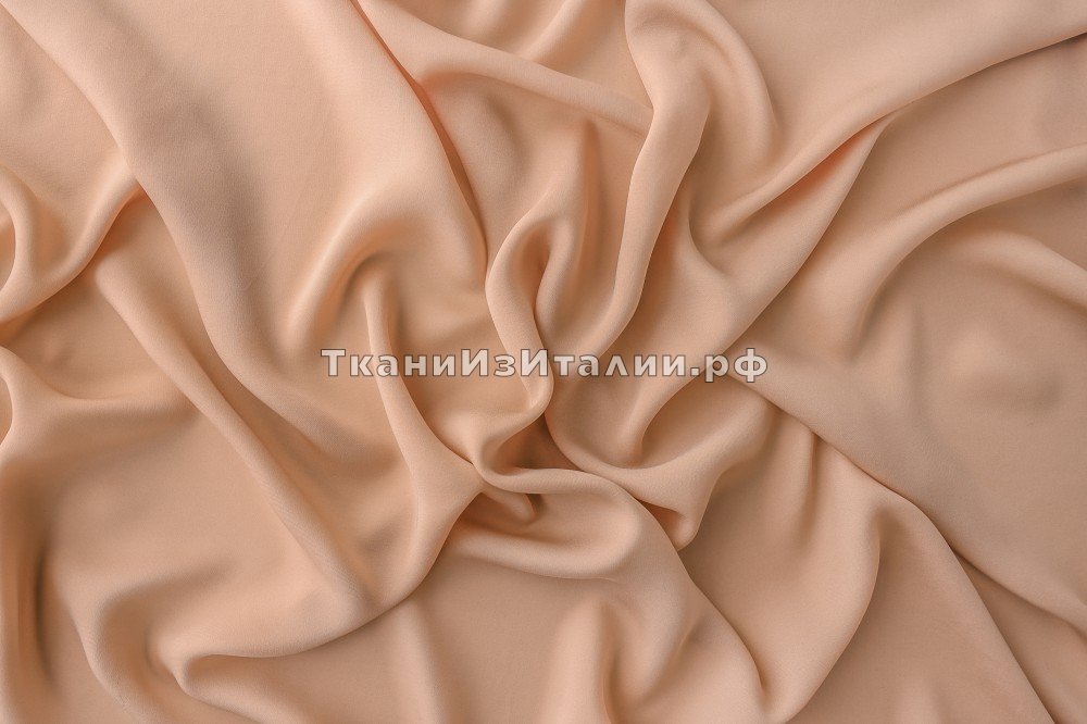 ткань шармуз персикового цвета, шармюз шелк однотонная персиковая Италия