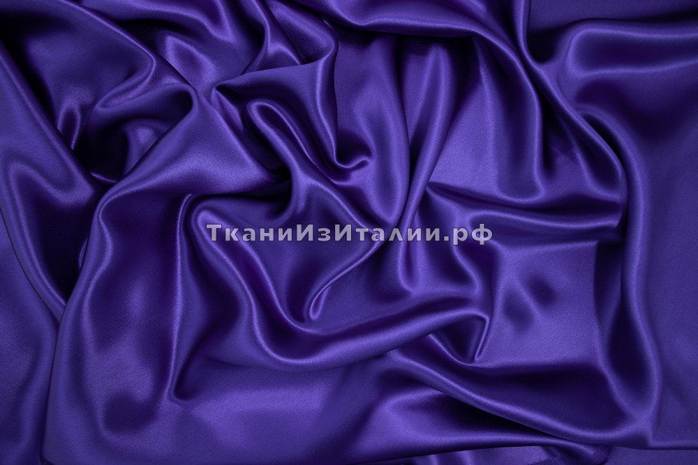 ткань атлас из вискозы фиолетового цвета, атлас вискоза однотонная фиолетовая Италия