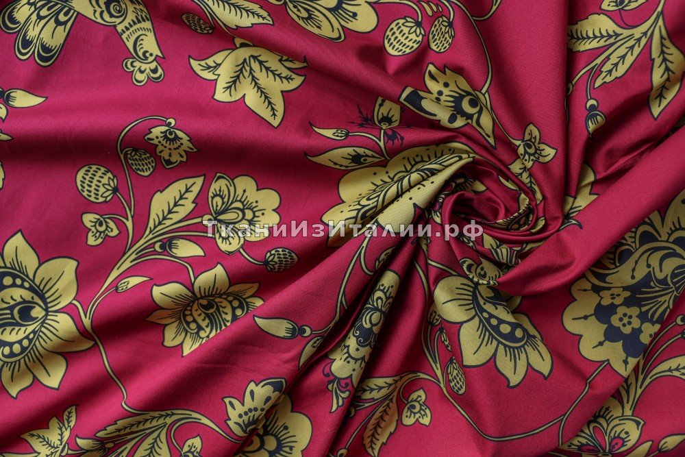 ткань хлопок вишневого цвета с хохломой, костюмно-плательная хлопок цветы красная Италия