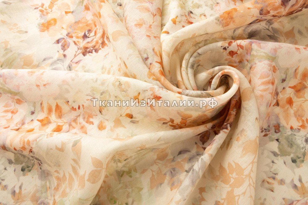 ткань лен персикового цвета с бежевыми цветами, костюмно-плательная лен цветы персиковая Италия