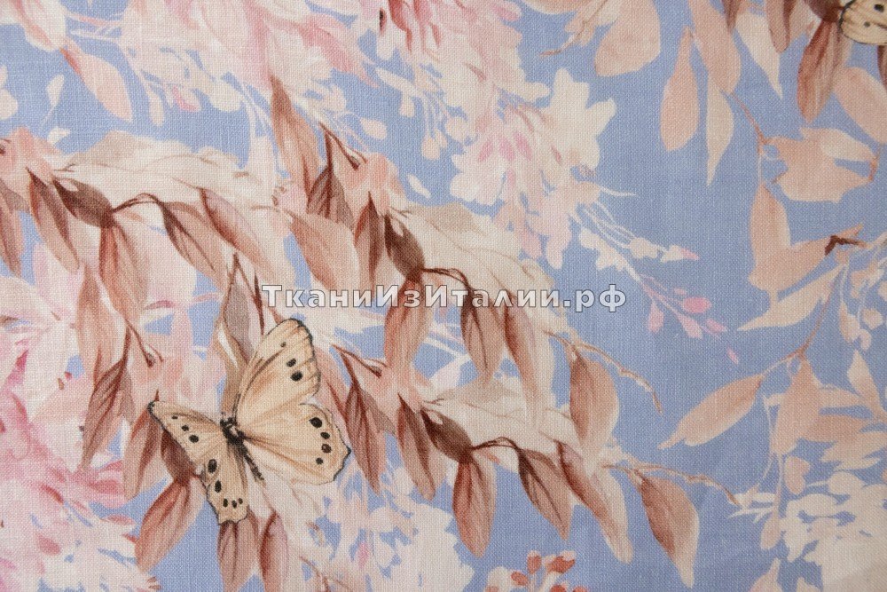 ткань лен с бабочками и цветами голубой с сиреневатым оттенком, костюмно-плательная лен цветы голубая Италия
